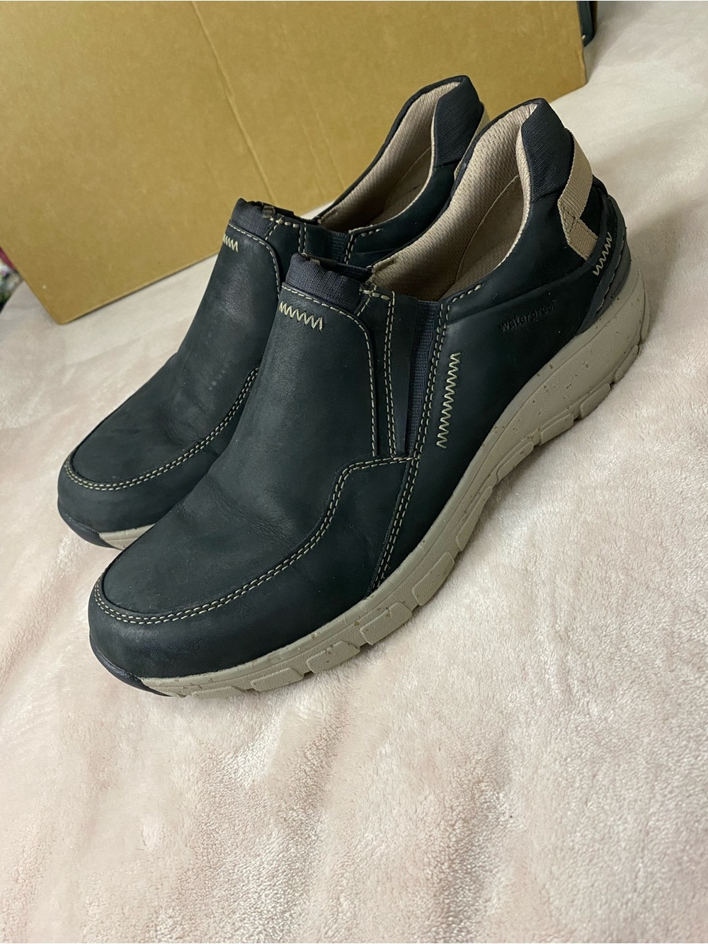 Clarks Wave walk Waterproof Women Shoes Size 10